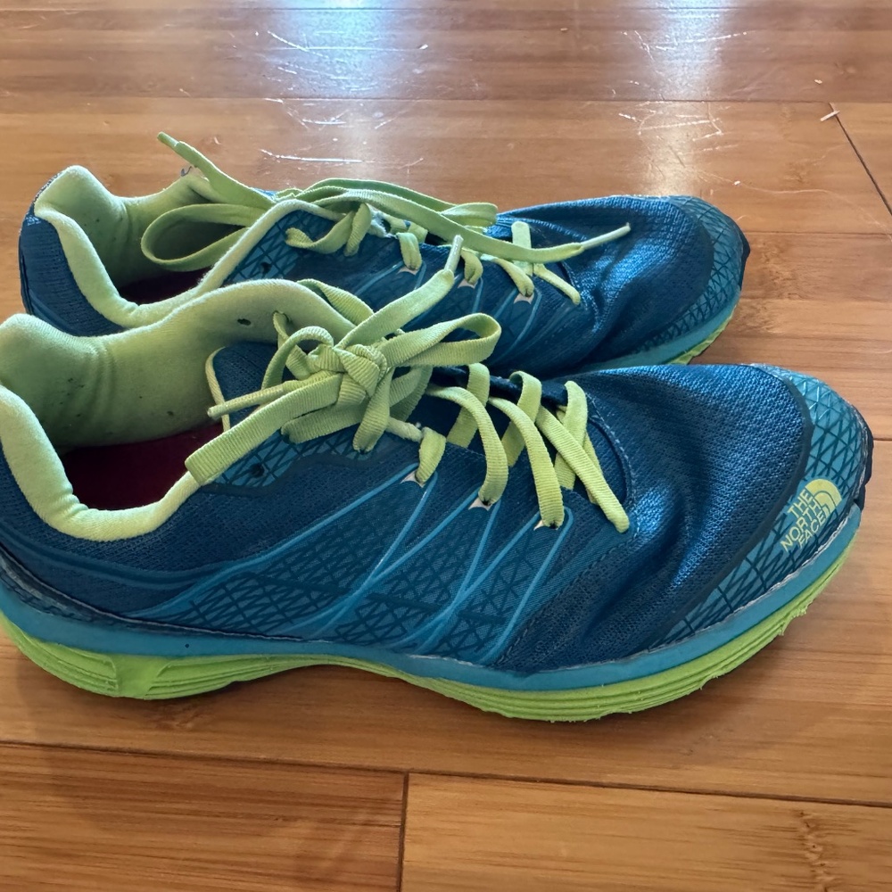 Women’s North Face Litewave TR 6.5 - Picture 2 of 5